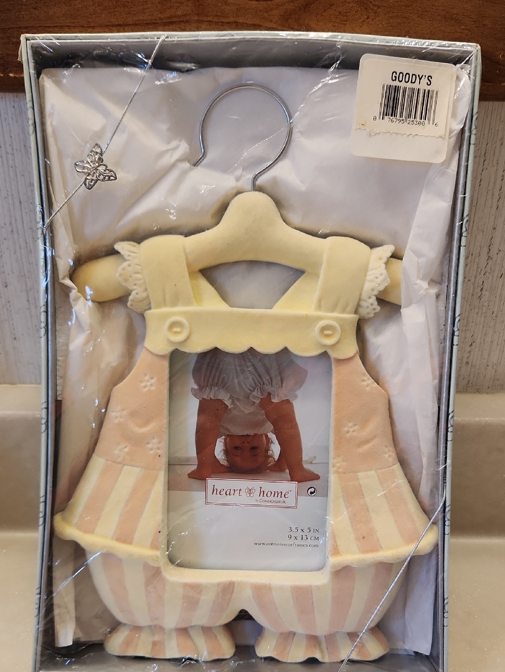 Cream and Pink Baby Romper Onesie-Shaped Photo Frame Hanger
